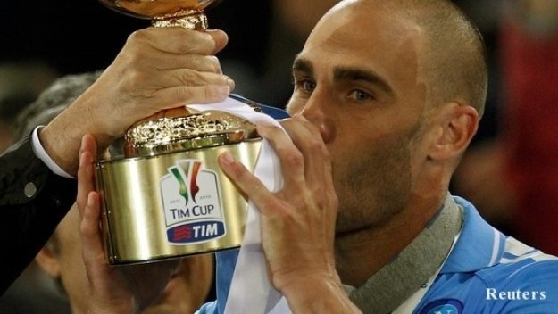 Отнеха точки на Наполи, Канаваро и Грава наказани за 6 месеца