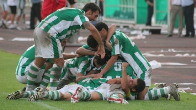 30 бона в Берое за бой над Левски