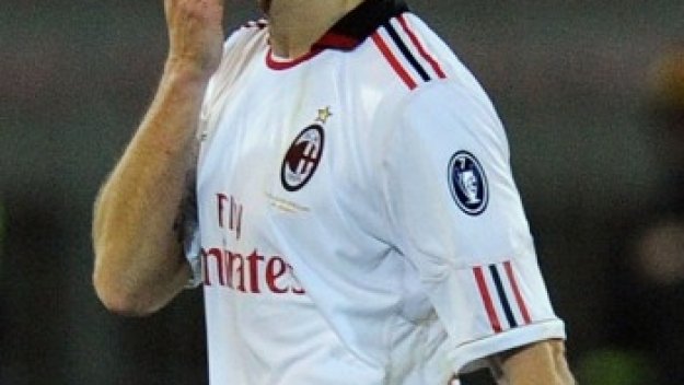 Капитанът на Милан пред шокиращ трансфер украинския Днепър