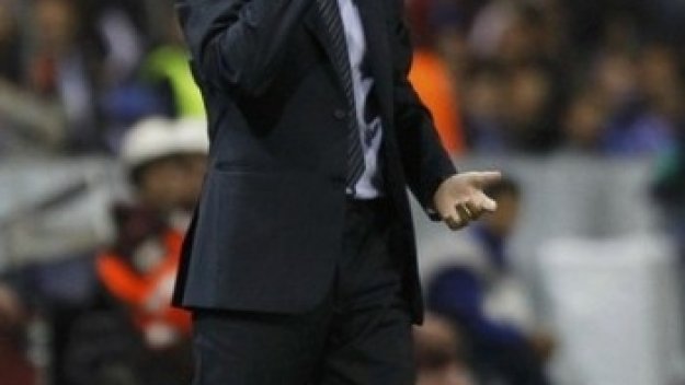 Унай Емери: Има начини да се бие Барса