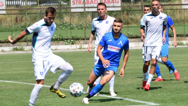 Президентът на Левски (Лом) се оттегля от клуба