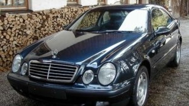 Собственикът на Вихрен спипан с краден Мерцедес