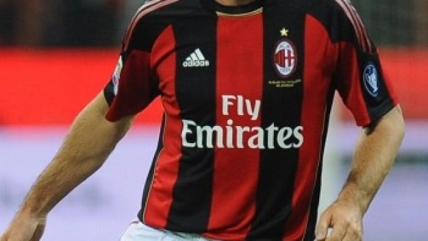 Наполи също поиска Андреа Пирло