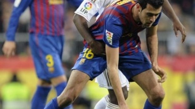 Бускетс зашит с 15 шева