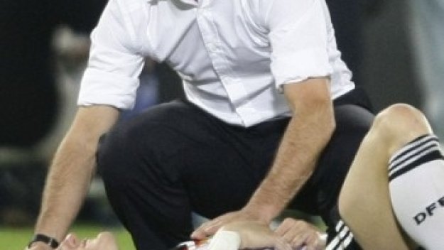 Кадрови проблеми за Йоги Льов преди мача с Франция