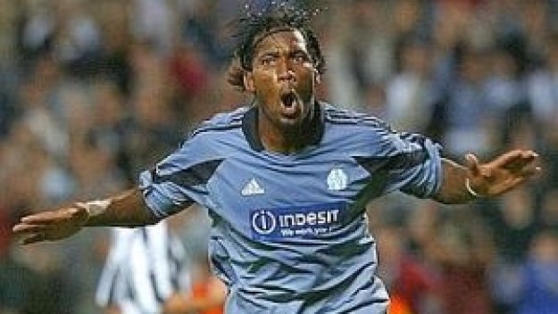 Феновете на Марсилия събират пари да купят Дрогба