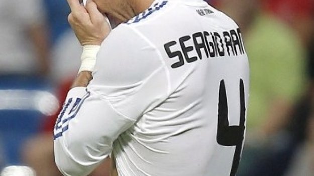 Серхио Рамос аут срещу Малага