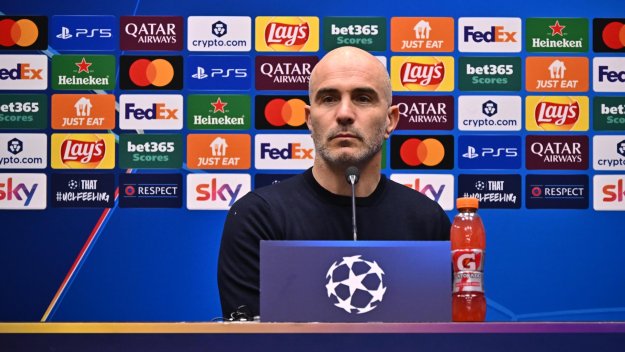 Мареска остави коз на Челси извън колодата