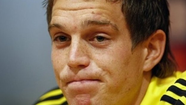 Бенитес взима Дани Агер за заместник на Самуел