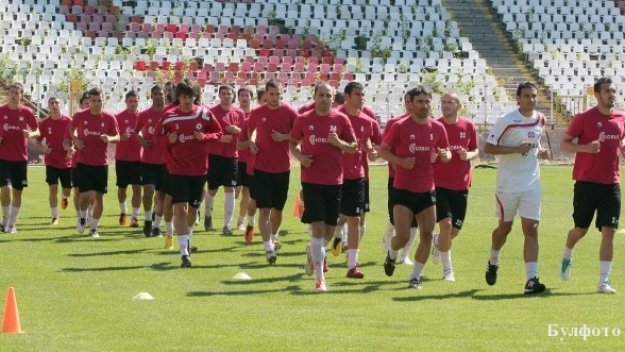 Галчев, Бандата и Трифонов с травми преди мача с Черноморец