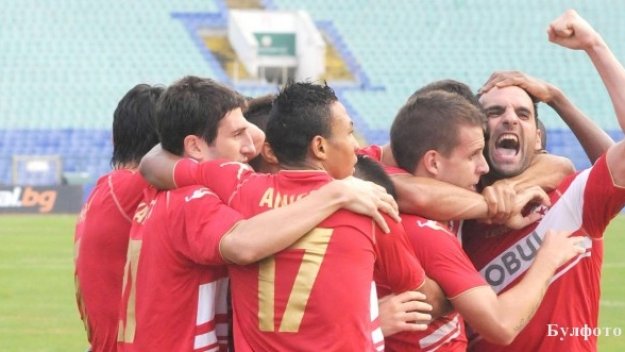 Руската компания &quot;Газпром&quot; обещала 15 милиона евро на ЦСКА