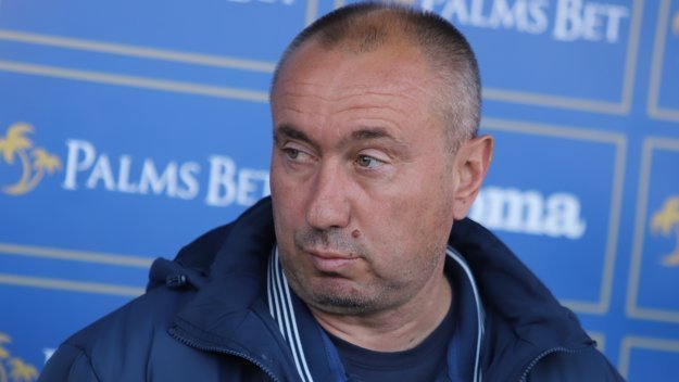 Мъри Стоилов готви промени в Левски