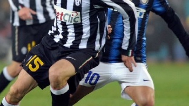 Проблеми за Ювентус, Бардзали се контузи