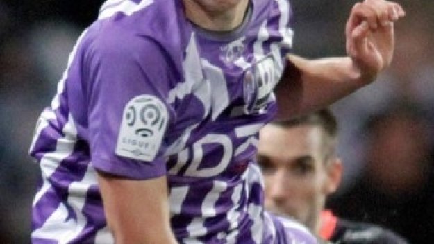 Интер вади 9 милиона евро за френски бранител