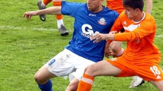 Шампионите низгвернаха Миро Антонов