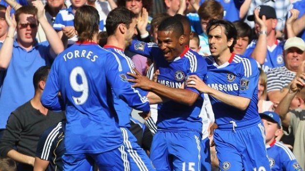 Фернандо Торес донесе победа на Челси с нарушение