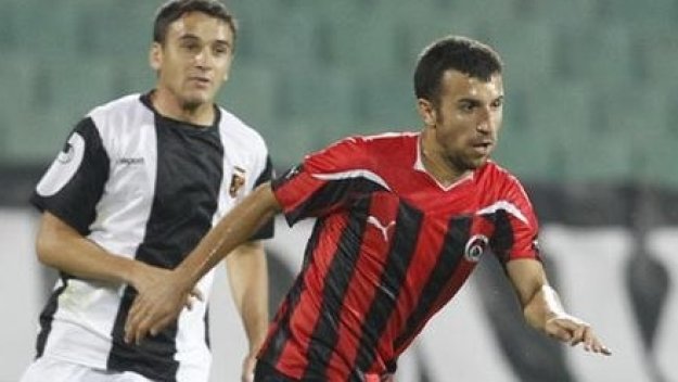 Левски офертира звездата на Локо (Сф) пред носа на ЦСКА