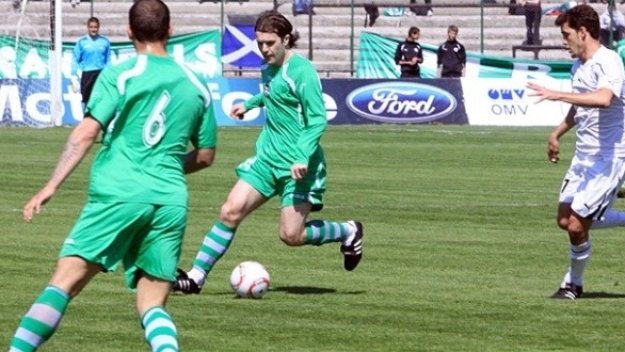 Иван Цветков официално е играч на Левски