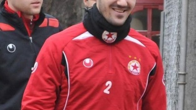 ЦСКА праща Виданов под наем в Рапид