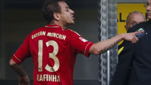 Наказаха Рафиня за три мача