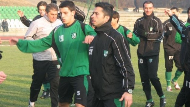 Вратар на Берое ляга под ножа