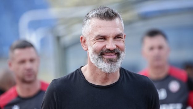 Провалилият се в ЦСКА Стипич поема любопитен отбор