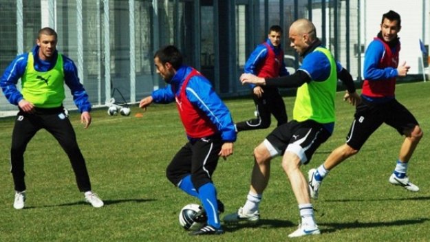 Гочето зарадва &quot;акулите&quot; с по-малко тренировки