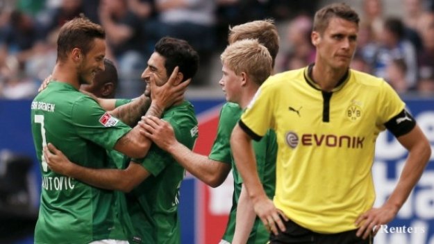 Вердер удари с дузпи и шампиона Дортмунд