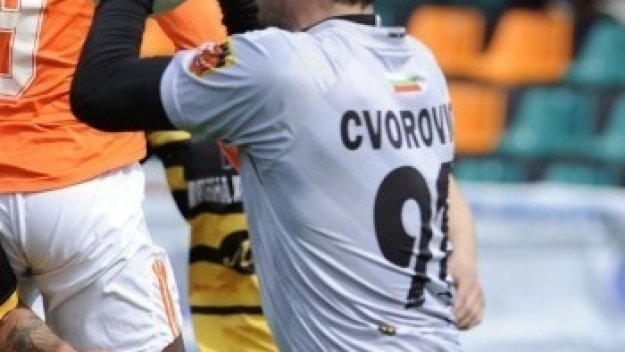 Треньори на Лудогорец се завърнаха от Ливърпул