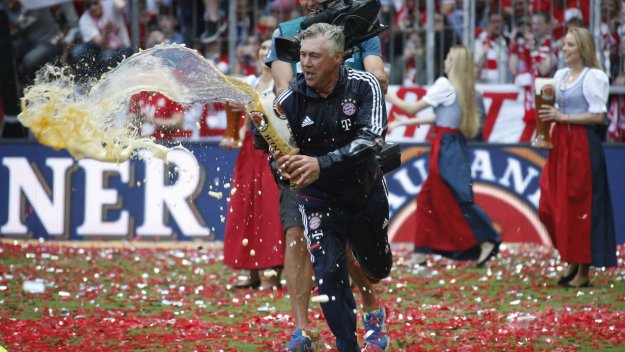 Анчелоти след бирения душ: Още съм жив!