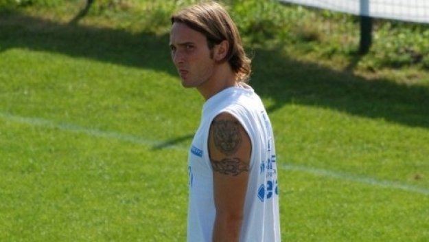 Гьоре амнистира Тибони