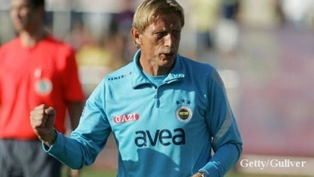 Кристоф Даум изненадващо пое Айнтрахт