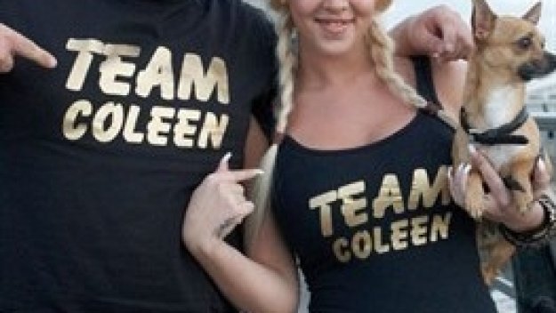 Братовчедите на Руни водят &quot;Туитър&quot; война с проститутката Джени