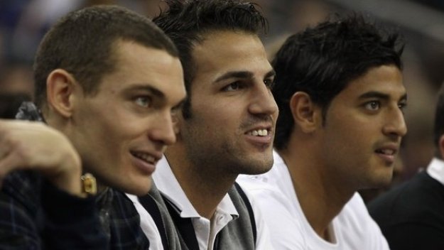 Вермаелен на линия за дербито с Челси