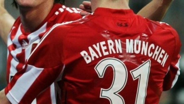 Швайнщайгер наплют на терена