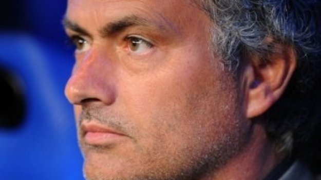 Моуриньо няма да пусне Бензема в Манчестър Сити