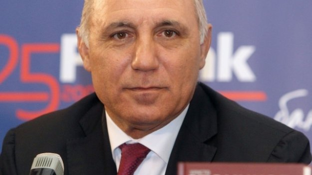 Стоичков отваря голямото си сърце за благотворителна кауза