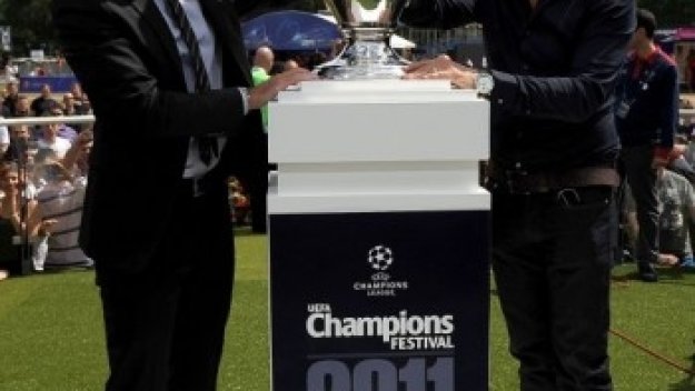 Линекер: Юнайтед може да победи в събота, само ако Барса няма ден