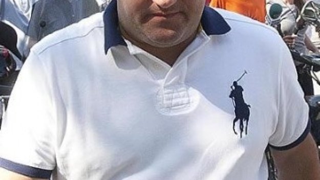 Агентът на Златан прати Кройф и Хосеп в лудницата