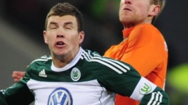 Сити взима Джеко за заместник на Тевес