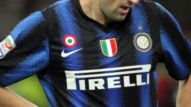 Диего Милито иска при Жозе