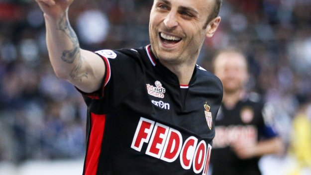 ОФИЦИАЛНО: Бербатов преподписа с Монако