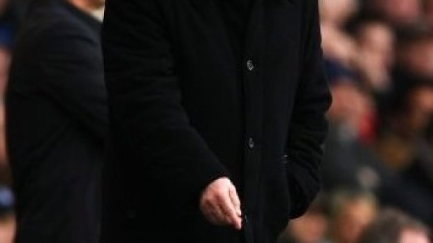 Сър Алекс Фъргюсън &quot;изгоря&quot; за 5 мача