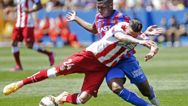 Торес носи точка на Атлетико