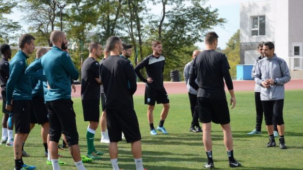 chernomorepfc.bg