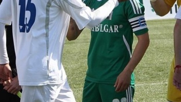 Лудогорец отряза Поханг Стилърс за Бадема