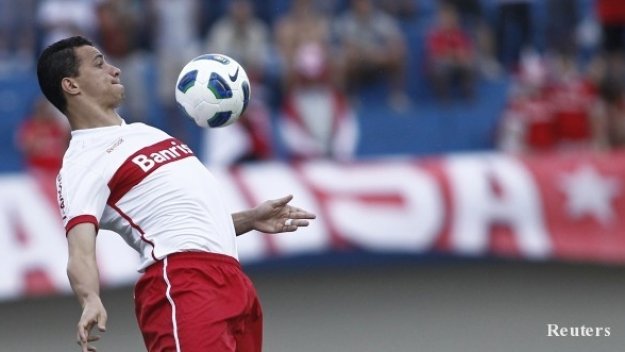 Агентът на Леандро Дамиао: Клиентът ми предпочита Юве пред Реал