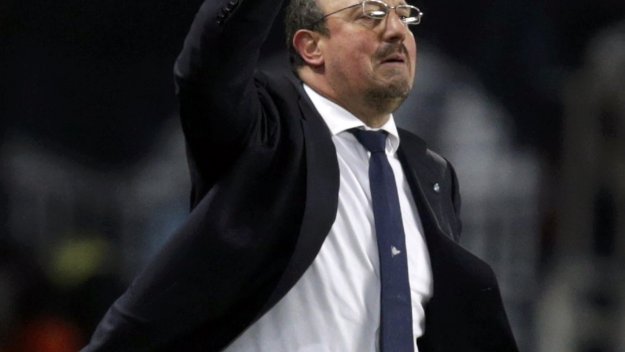 Бенитес недоволен от съдията след докопаната точка в Генуа