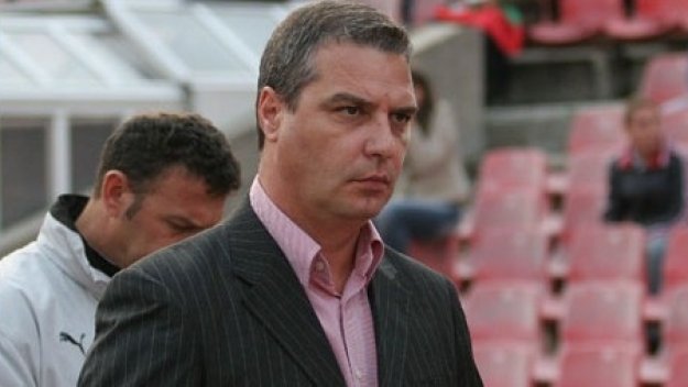 Сашо Станков мачка в Китай