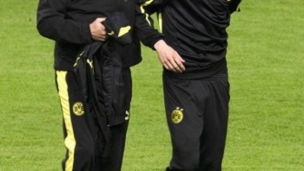 Каръкът Свен Бендер със счупен нос